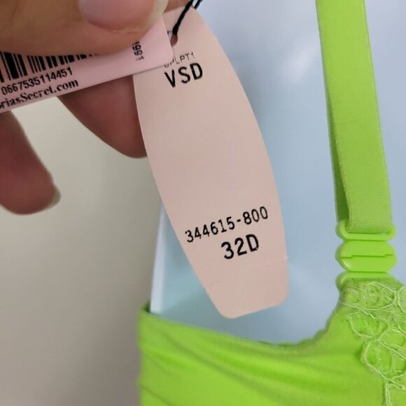 NWT Victoria's Secret Body Bra. Green 32D - Picture 9 of 11
